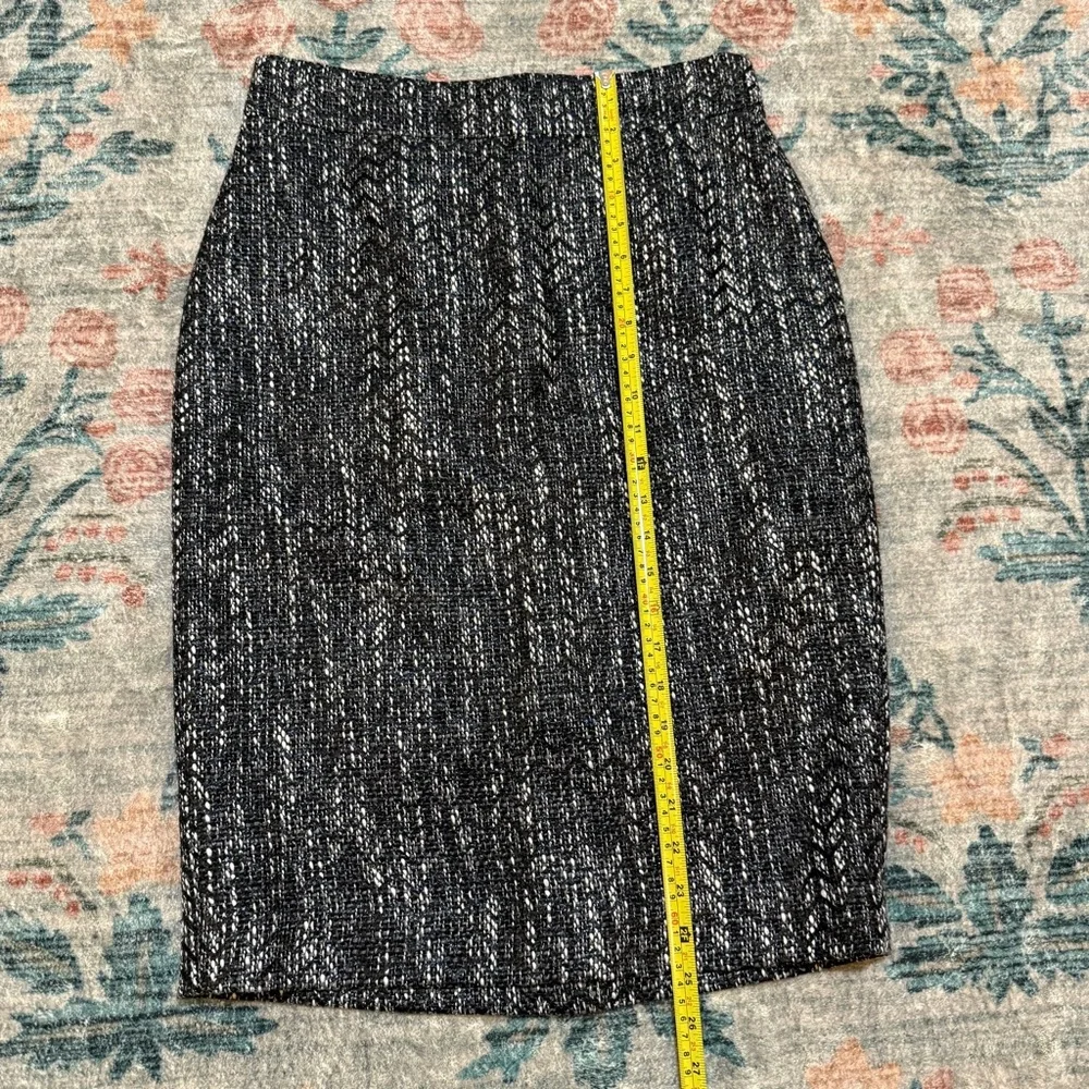 J Crew No 2 Pencil Skirt in Holographic Tweed NWT Size 6